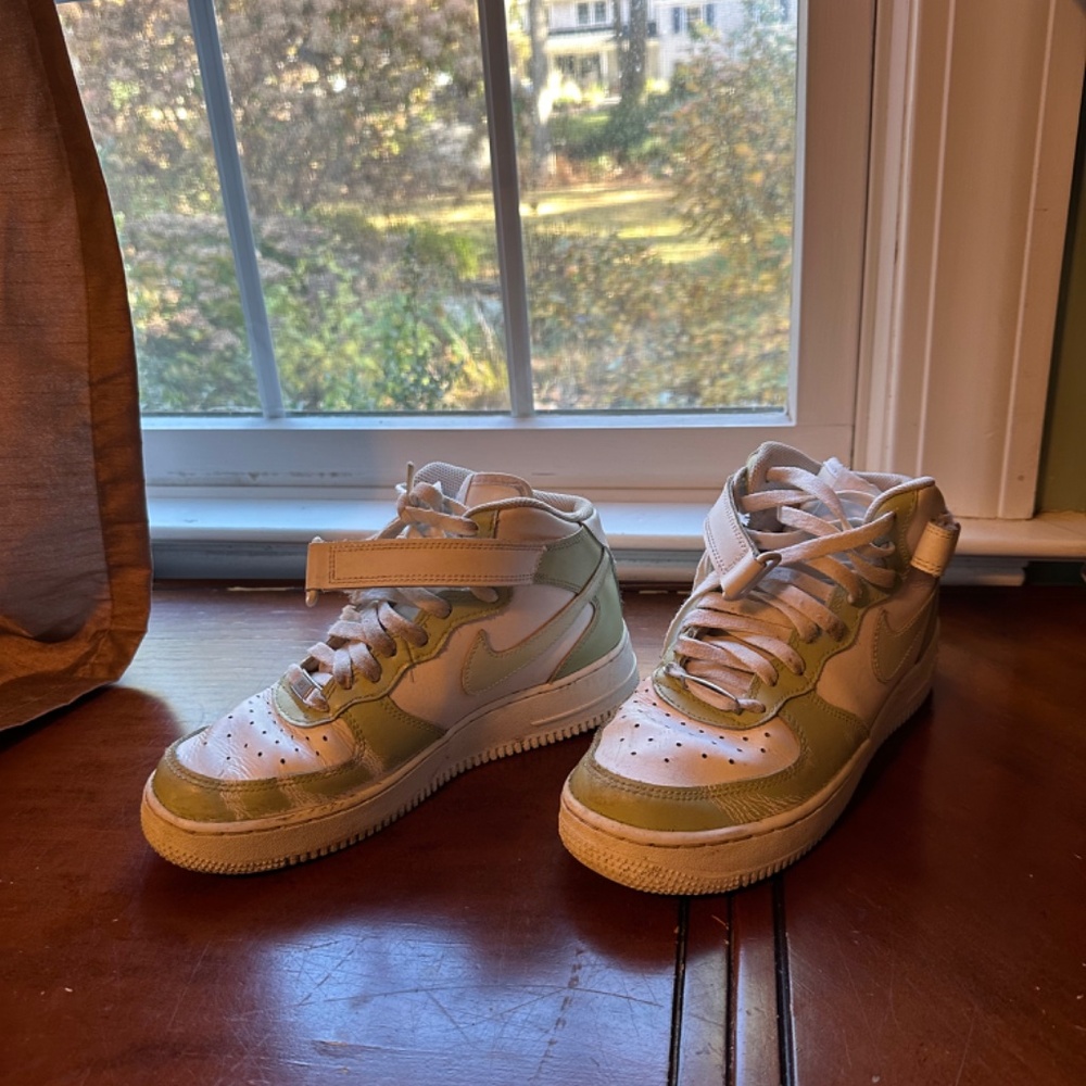 Custom-Made (Etsy) Nike Air Force 1 Sneakers Mid Sage Avocado Green Tea - Picture 5 of 12